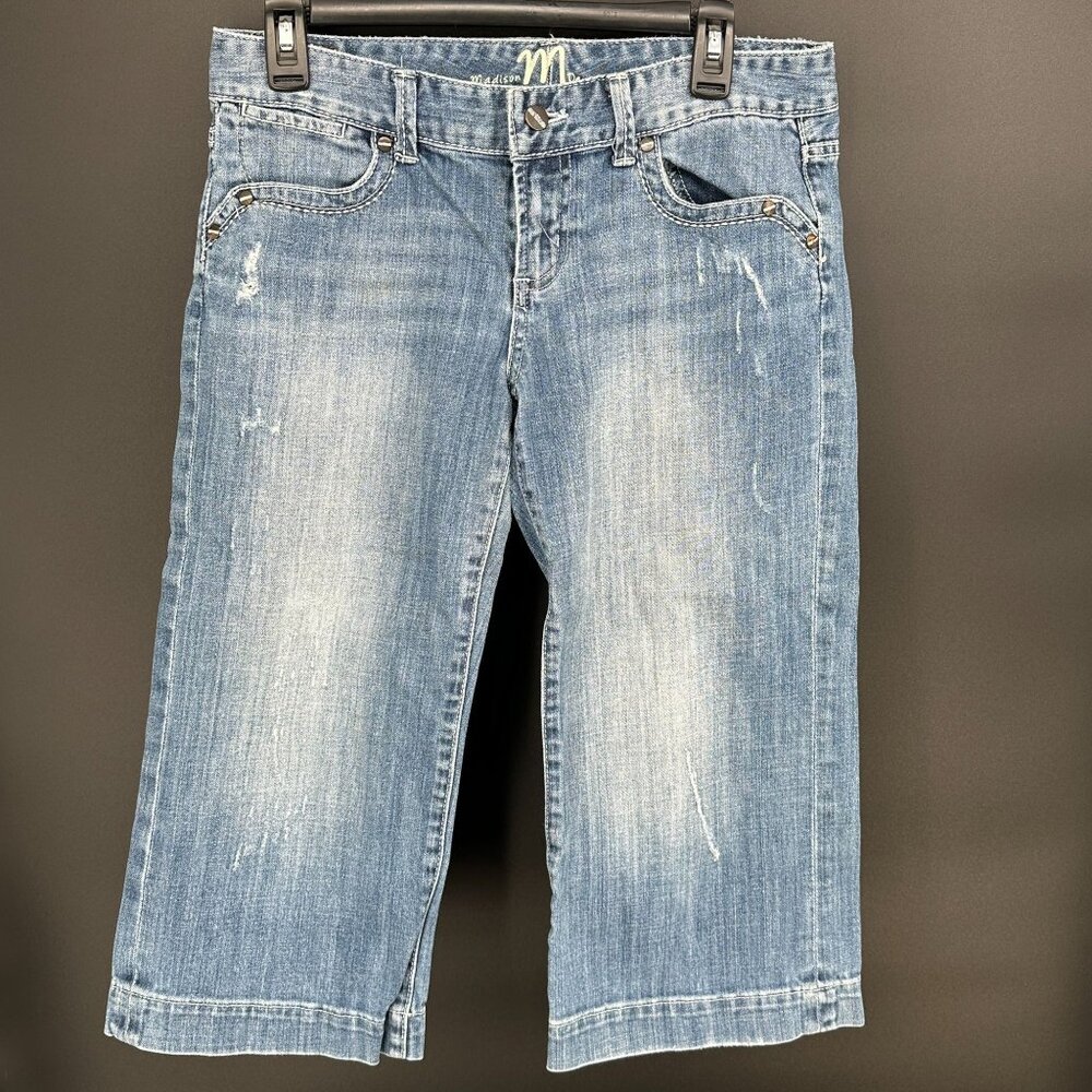 Madison Jean Wide Leg Capri Shorts 7/8 Low Rise Distressed Stretch